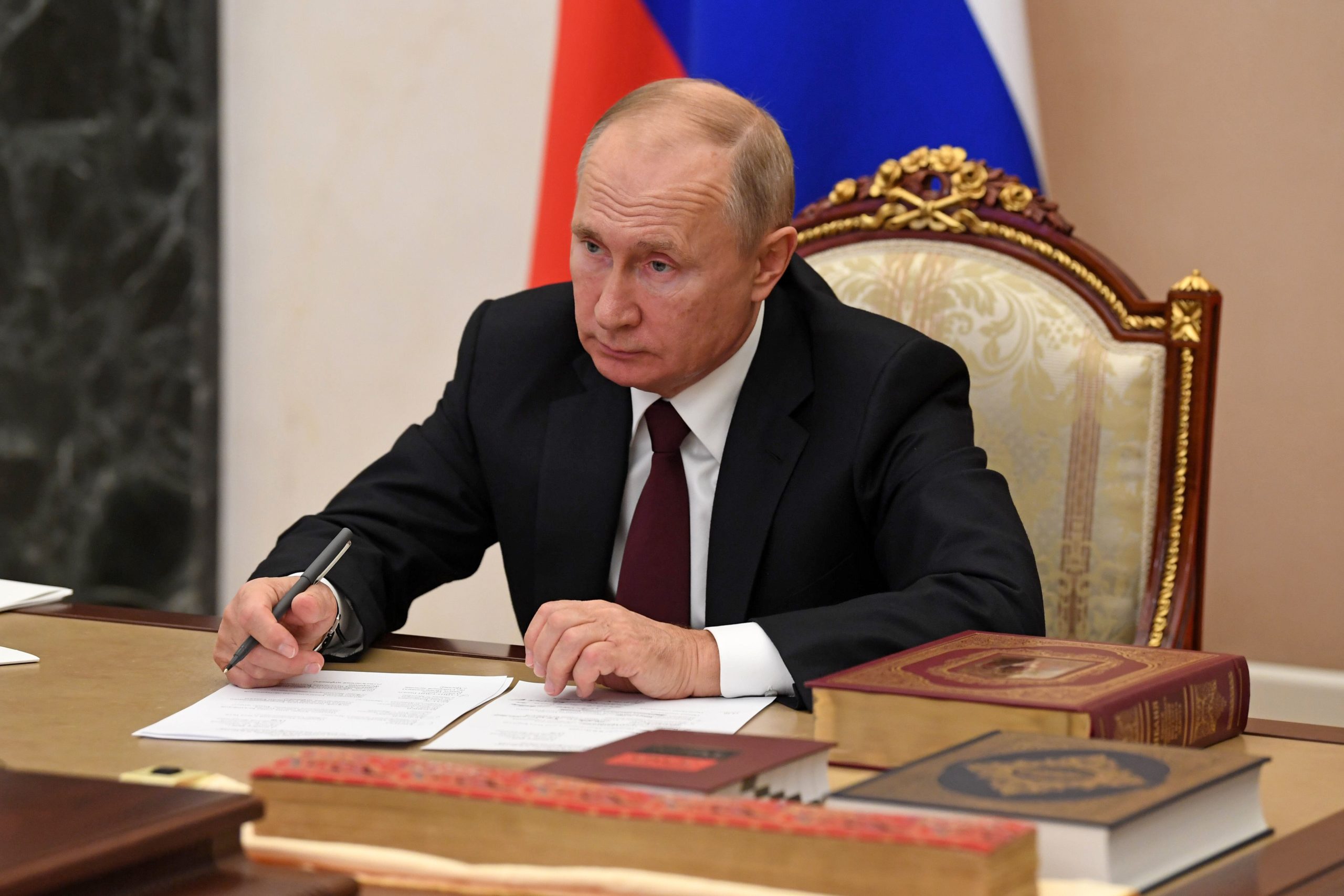 Путин подписал указ об обмене заблокированных активов россиян